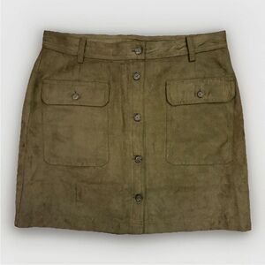 Banana Republic Women's Skirt Size 12 Green Vegan Suede Button Front Pockets EUC